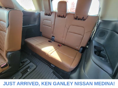 2023 Nissan Pathfinder Platinum