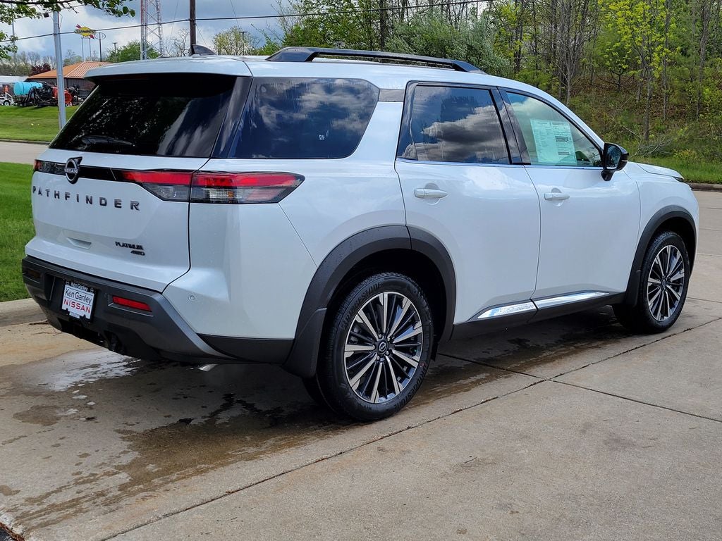 2026 Nissan Pathfinder Platinum
