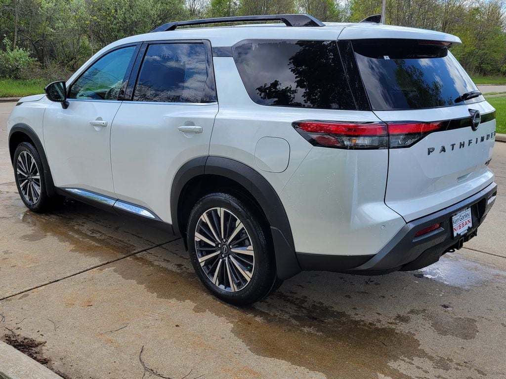 2026 Nissan Pathfinder Platinum