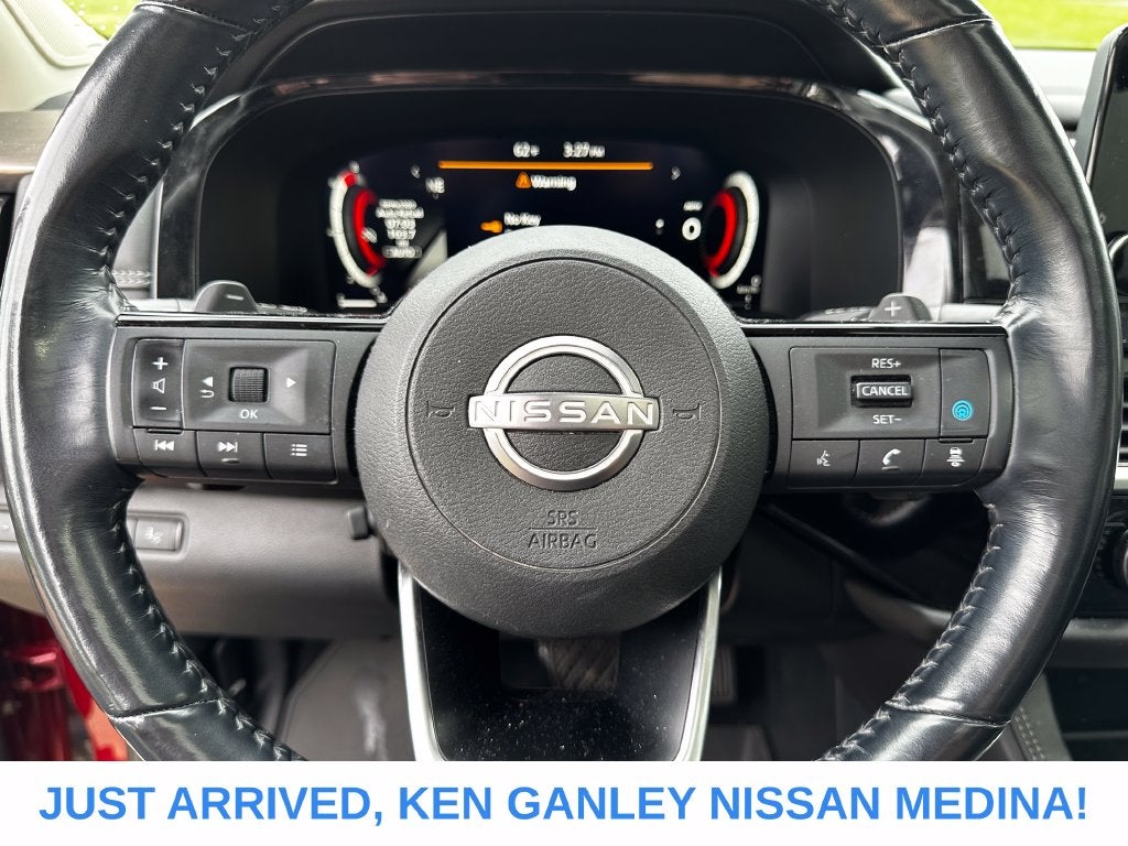 2022 Nissan Pathfinder Platinum