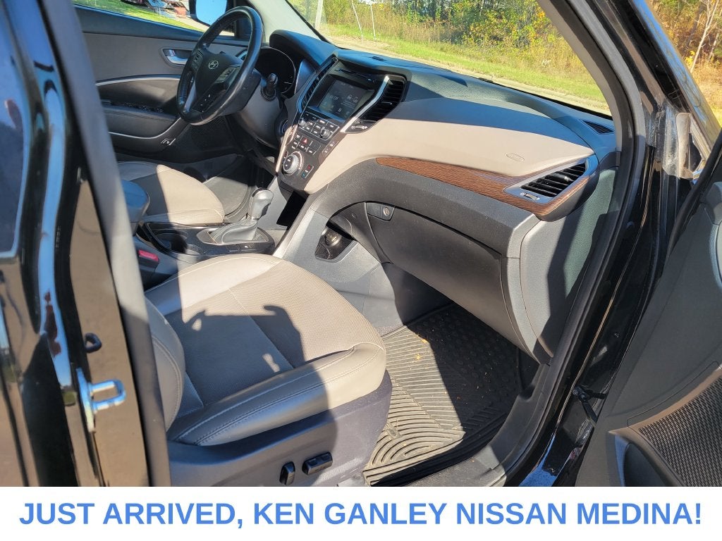 2017 Hyundai Santa Fe Sport 2.4 Base
