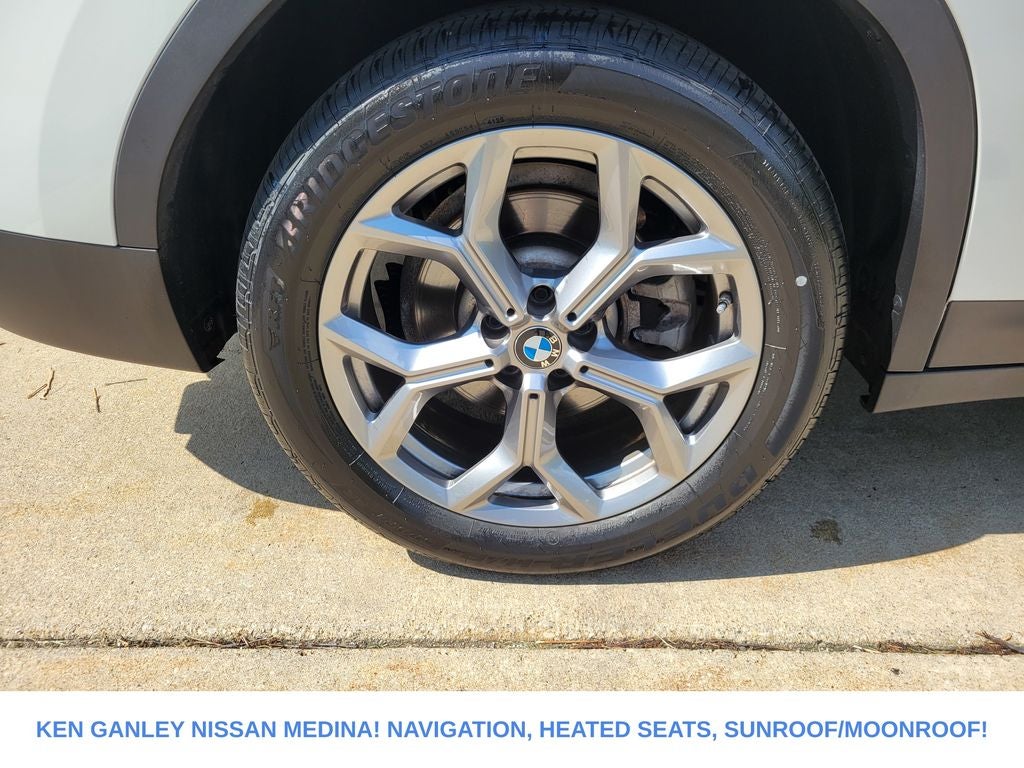 2025 BMW X4 xDrive30i