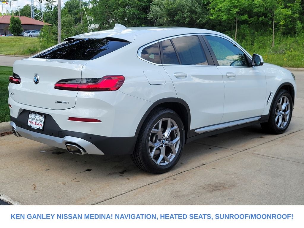 2025 BMW X4 xDrive30i