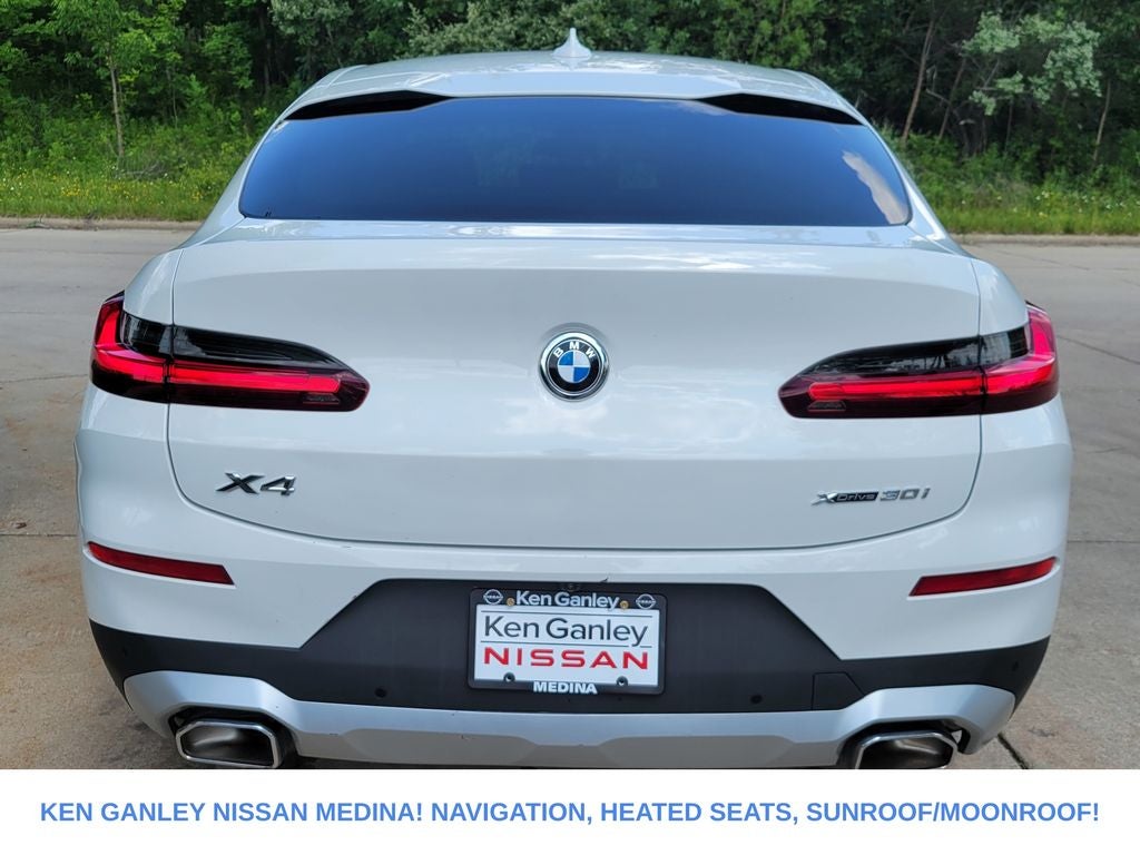 2025 BMW X4 xDrive30i