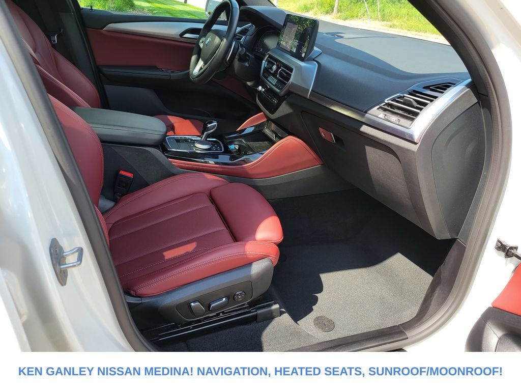 2025 BMW X4 xDrive30i