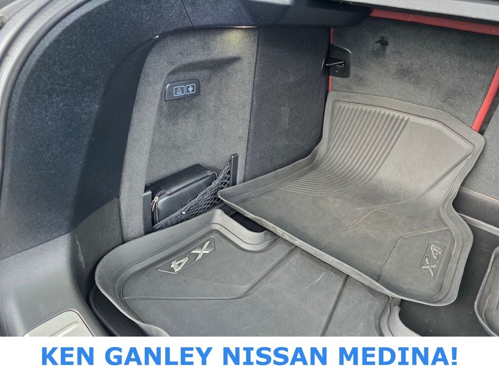 2023 BMW X4 M40i