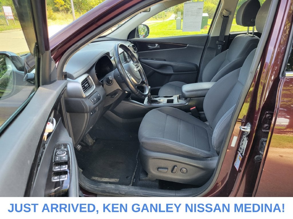 2019 Kia Sorento S