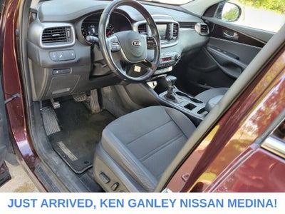 2019 Kia Sorento S