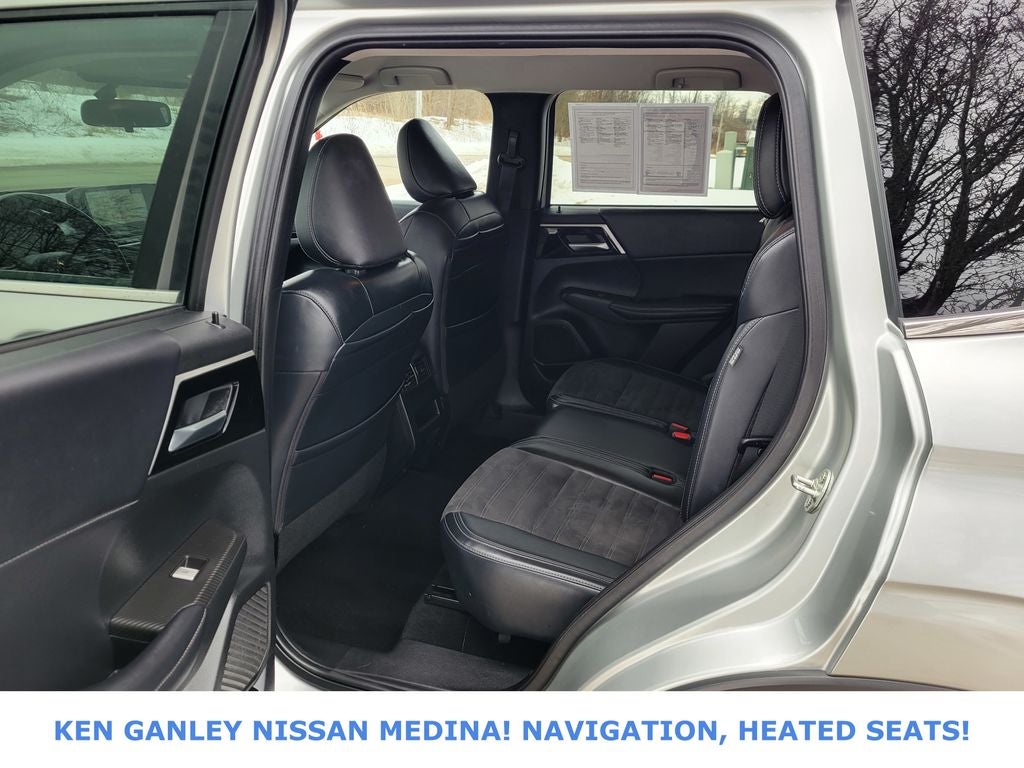 2024 Mitsubishi Outlander SE