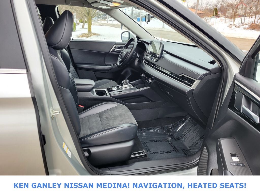 2024 Mitsubishi Outlander SE