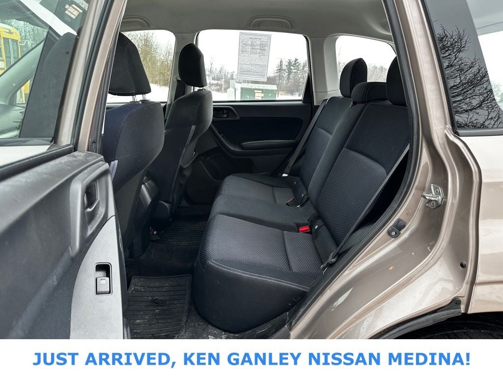 2016 Subaru Forester 2.5i