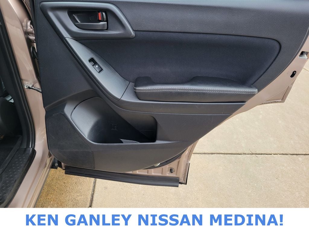 2016 Subaru Forester 2.5i