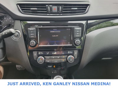 2022 Nissan Rogue Sport SV