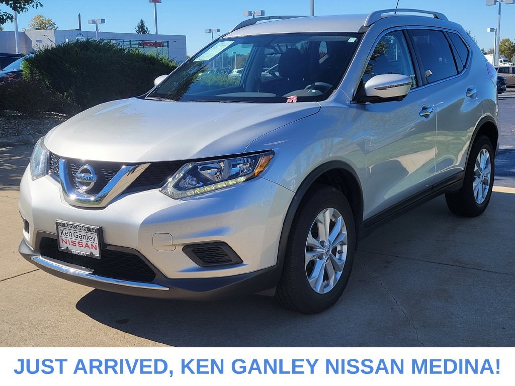 2016 Nissan Rogue SV