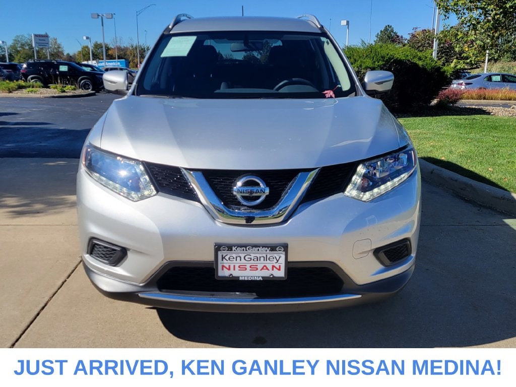 2016 Nissan Rogue SV