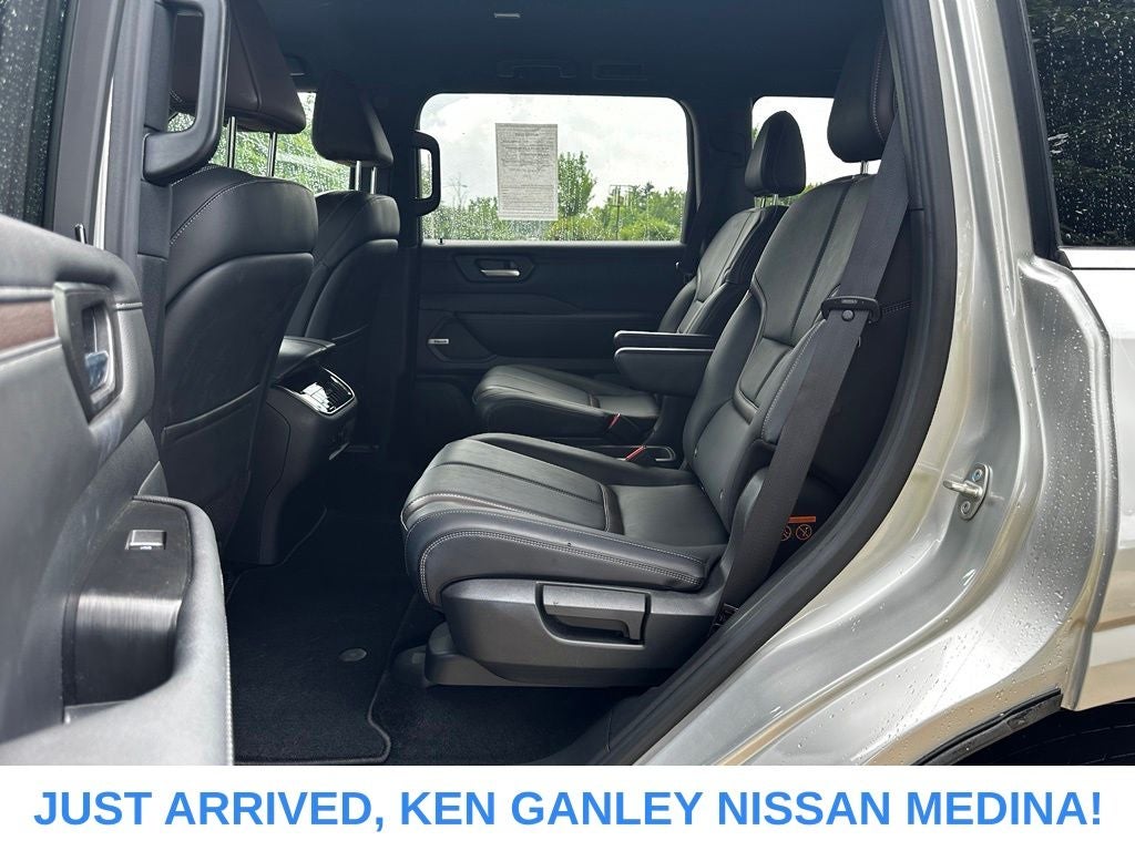 2025 Nissan Armada SL