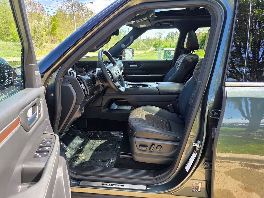 2026 Nissan Armada Platinum - Photo 11