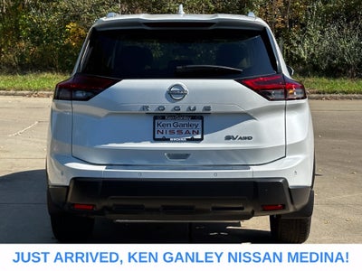 2024 Nissan Rogue SV