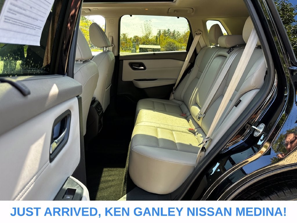 2024 Nissan Rogue SV