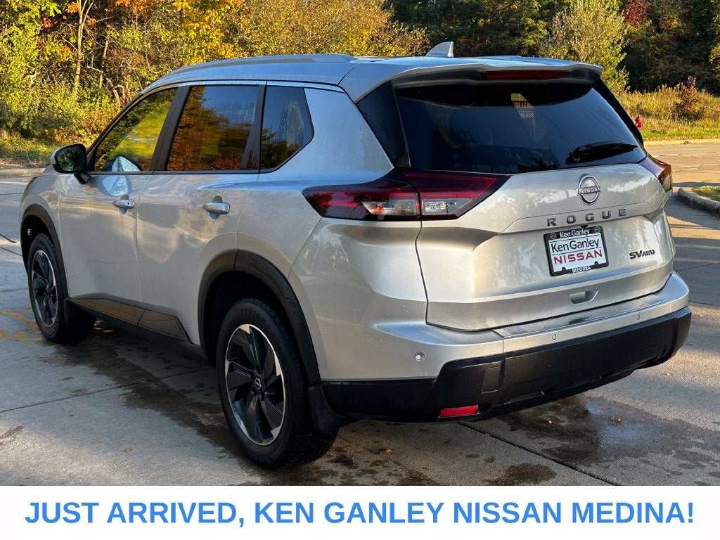 2024 Nissan Rogue SV