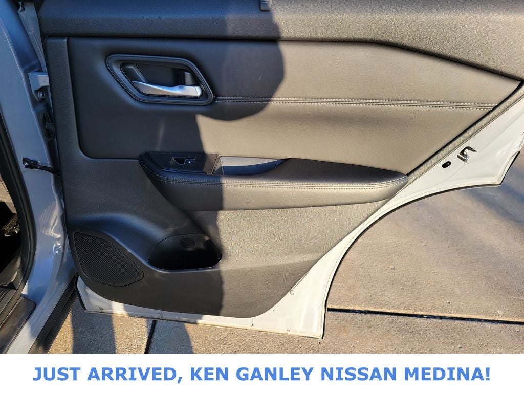 2024 Nissan Rogue SL