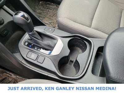 2016 Hyundai Santa Fe SE