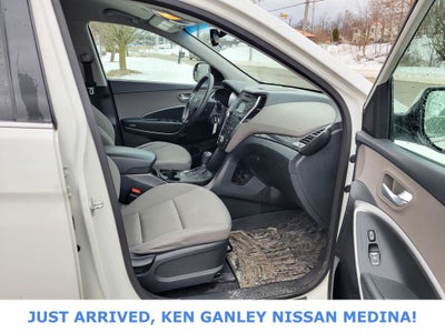 2016 Hyundai Santa Fe SE