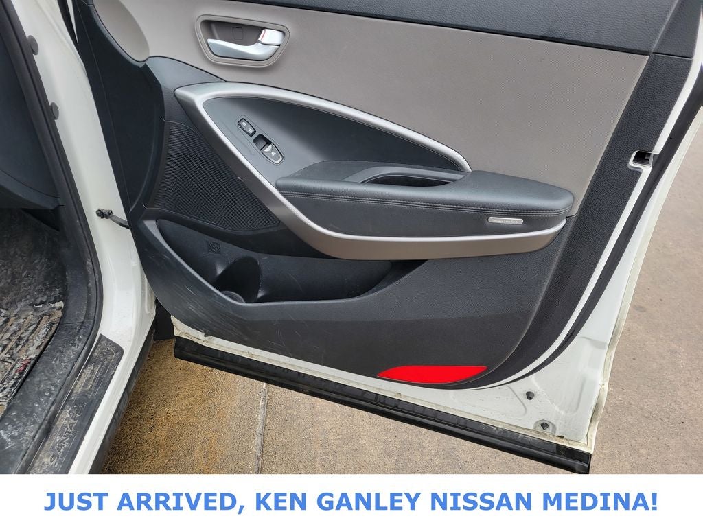 2016 Hyundai Santa Fe SE