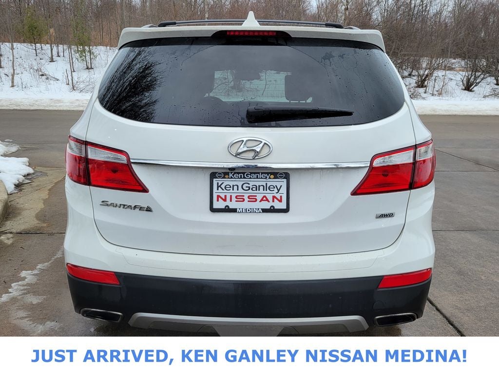 2016 Hyundai Santa Fe SE