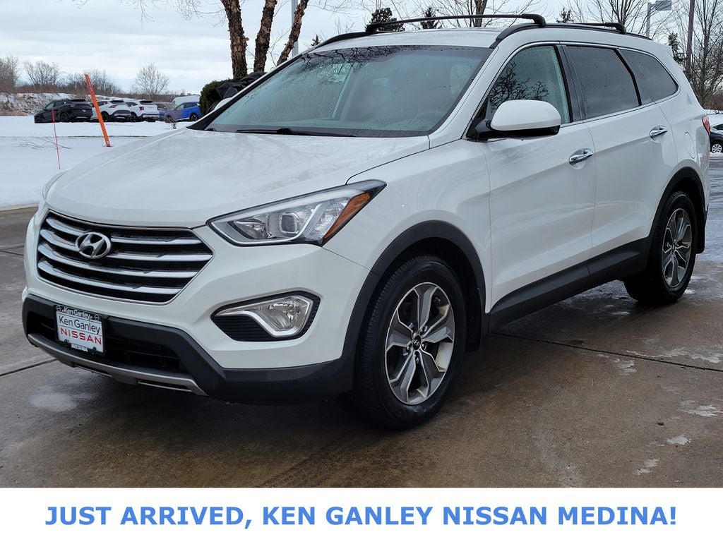 2016 Hyundai Santa Fe SE