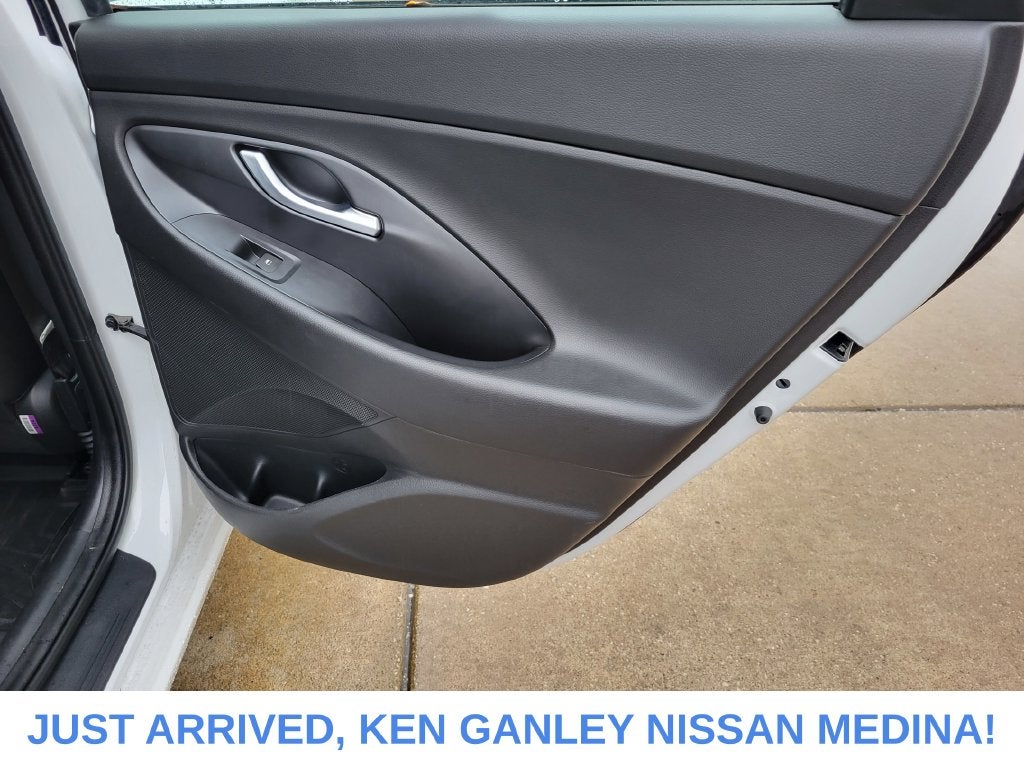 2018 Hyundai Elantra GT Base