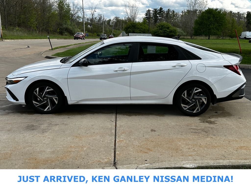 2025 Hyundai Elantra SEL Sport