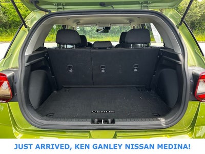 2022 Hyundai Venue SE