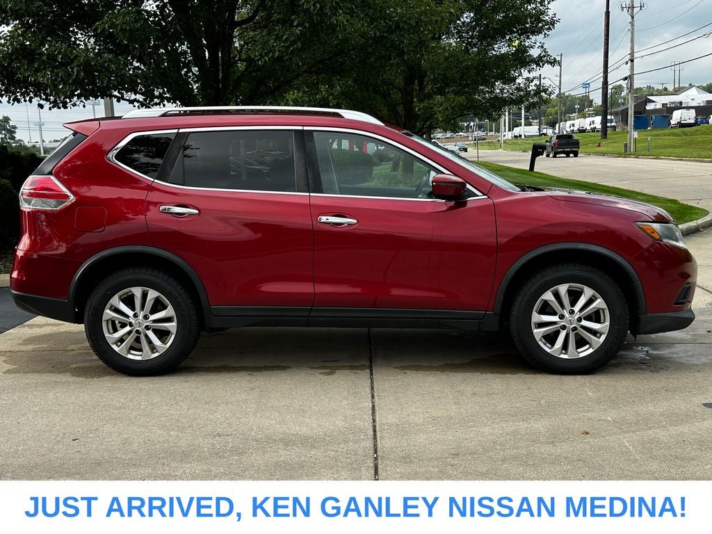 2016 Nissan Rogue SV