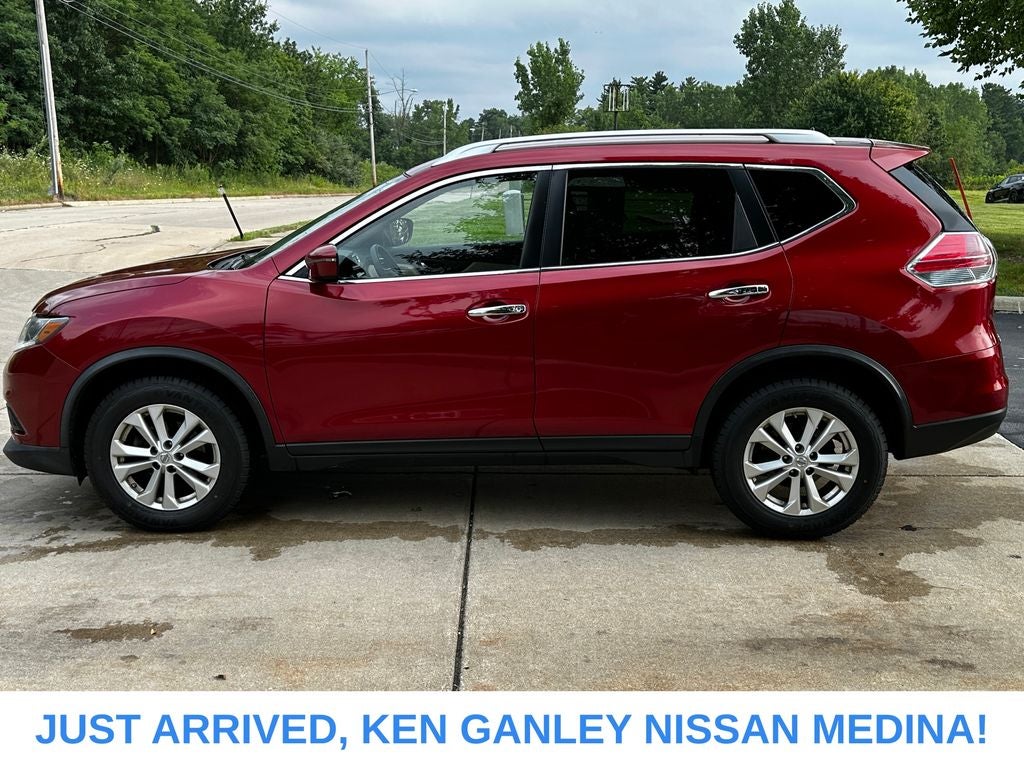 2016 Nissan Rogue SV