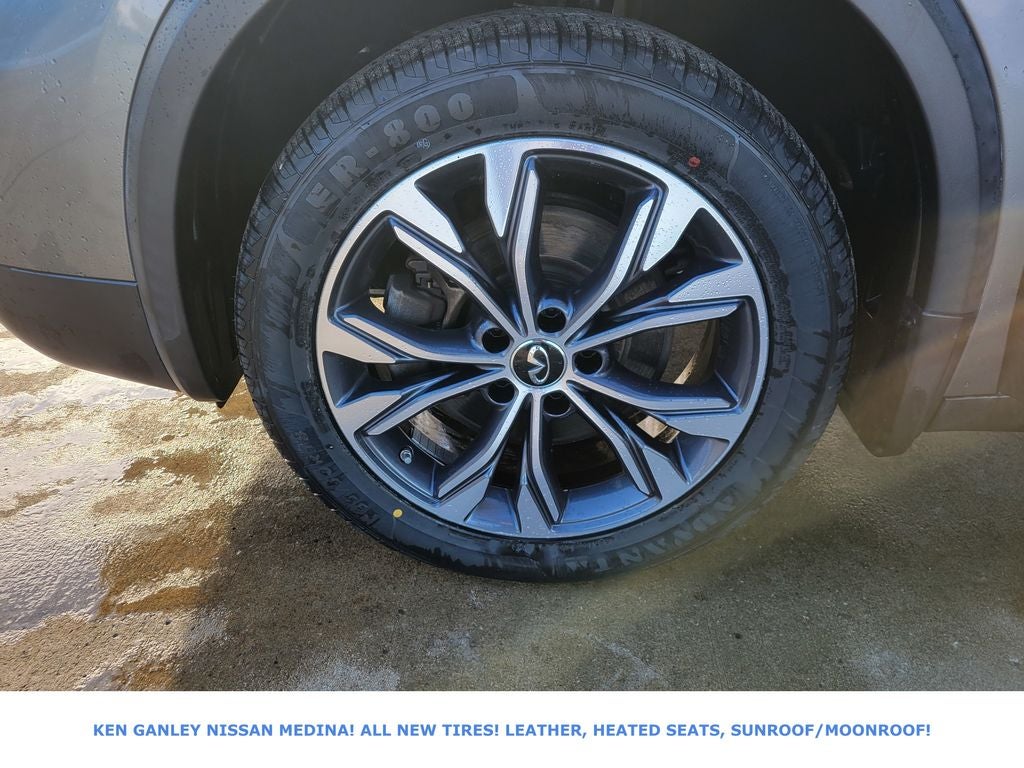 2018 INFINITI QX30 Premium