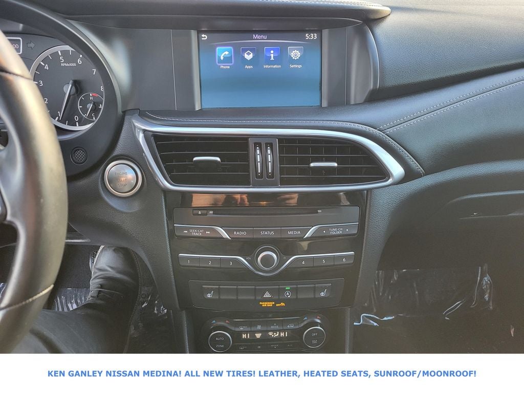 2018 INFINITI QX30 Premium