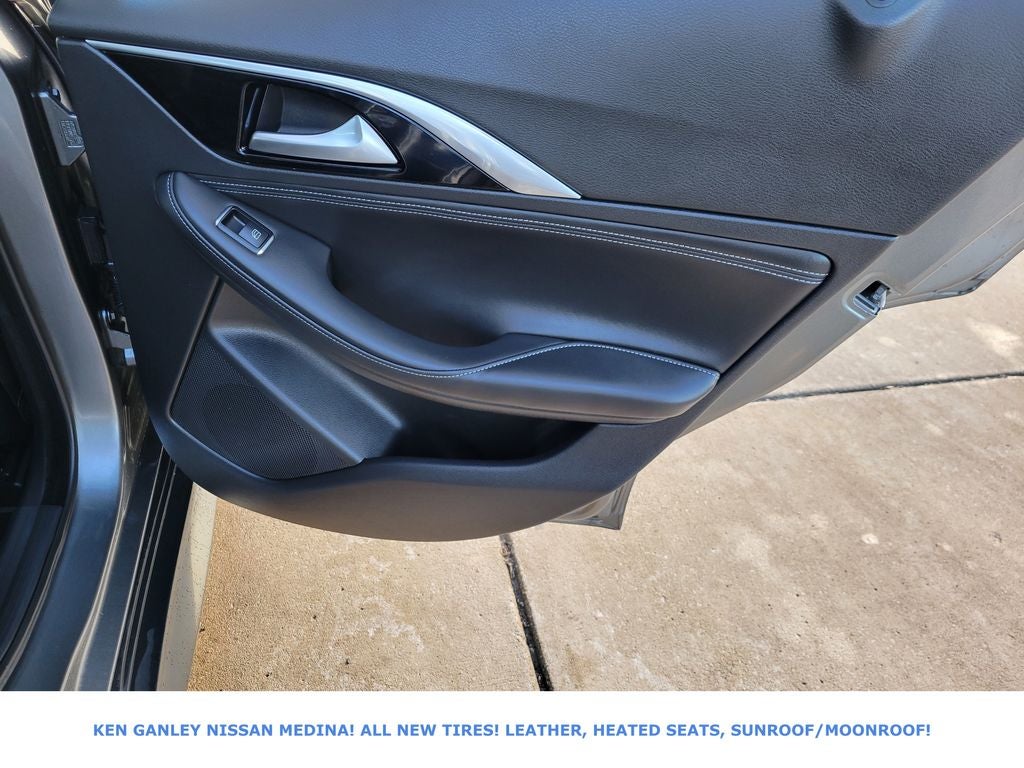 2018 INFINITI QX30 Premium