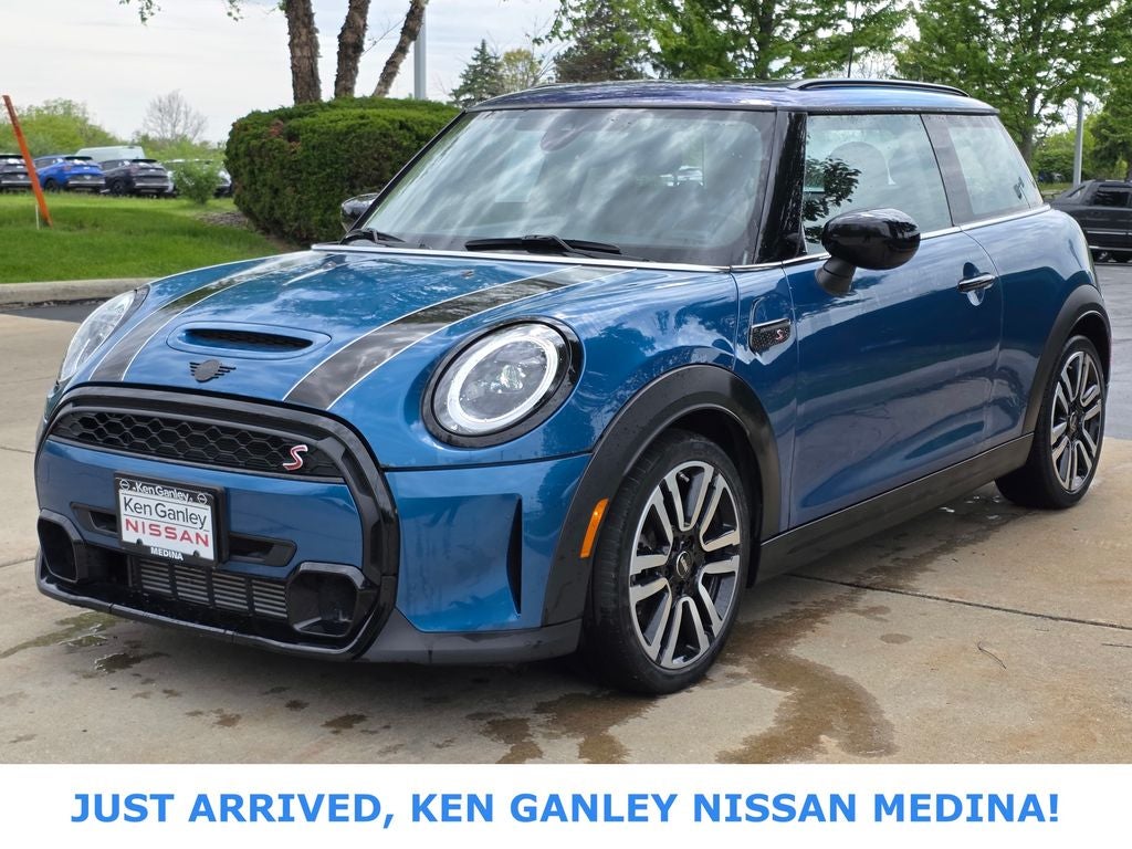 2023 MINI Cooper S Signature