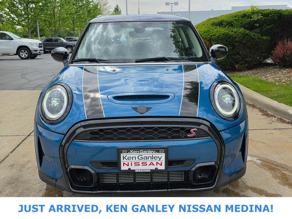 2023 MINI Cooper S Signature