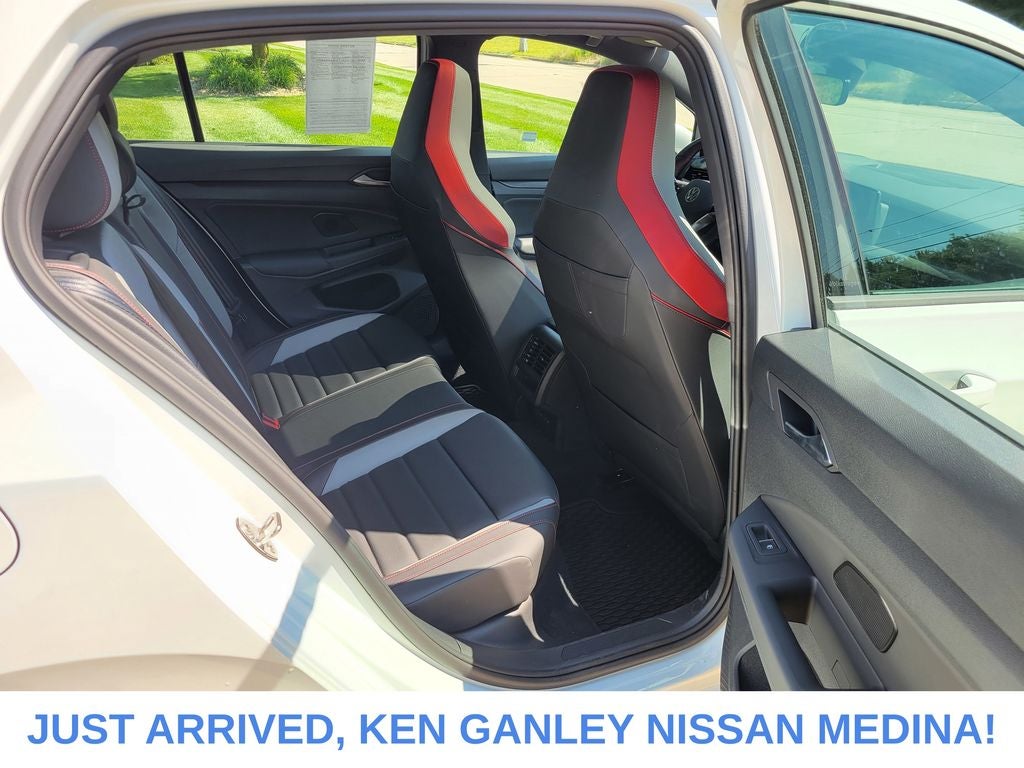 2024 Volkswagen Golf GTI 2.0T SE