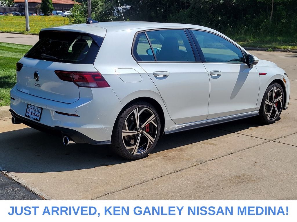 2024 Volkswagen Golf GTI 2.0T SE