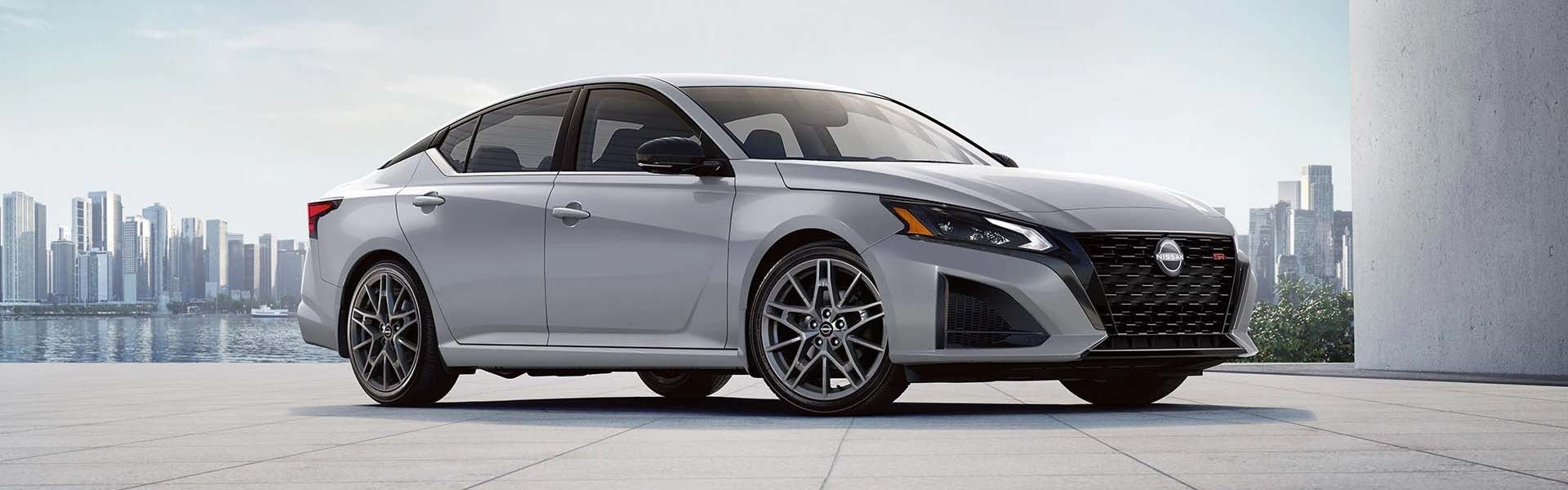 The interior seats of the 2024 Nissan Altima in Medina, OH