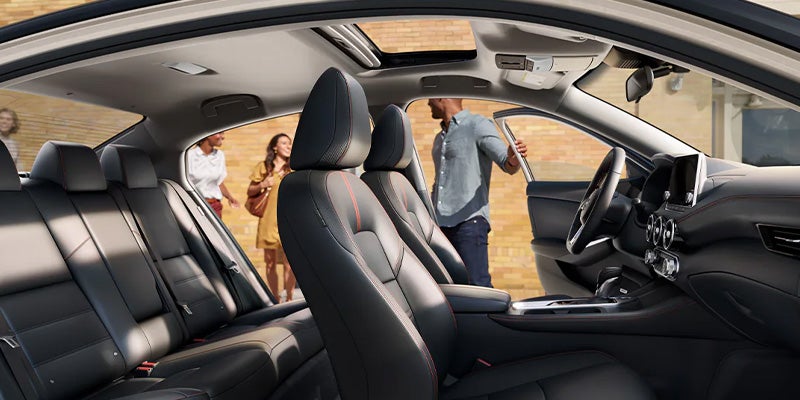 The interior seat configuration of the 2024 Nissan Sentra in Medina, OH